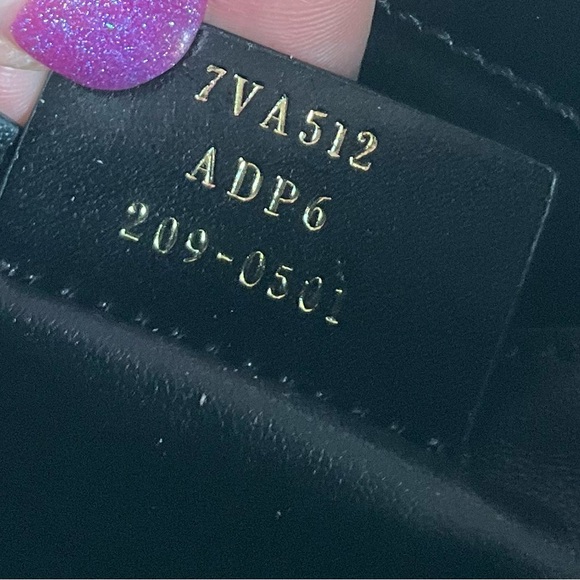 Fendi Medium Shopping Bag - Picture 14 of 16